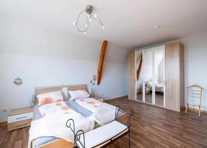 Delightful In Near Forest Apartment